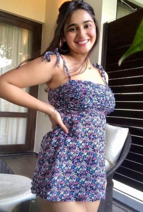 Call Girls In Aerocity Delhi_8860282737 Female Escort Service In Delhi NCR